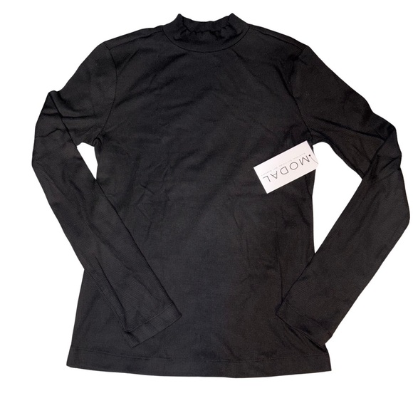 Tahari Black Fitted Long Sleeve Mandarin Collar Top - Picture 1 of 6